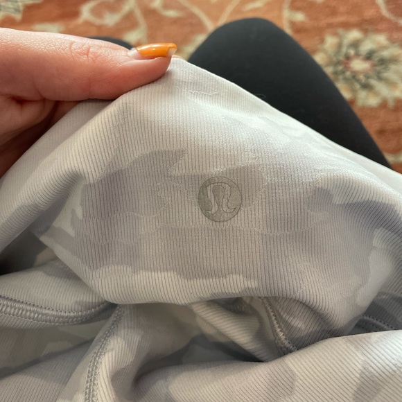 Wunder Under High Rise Leggings 25” - Luxtreme - Picture 5 of 7